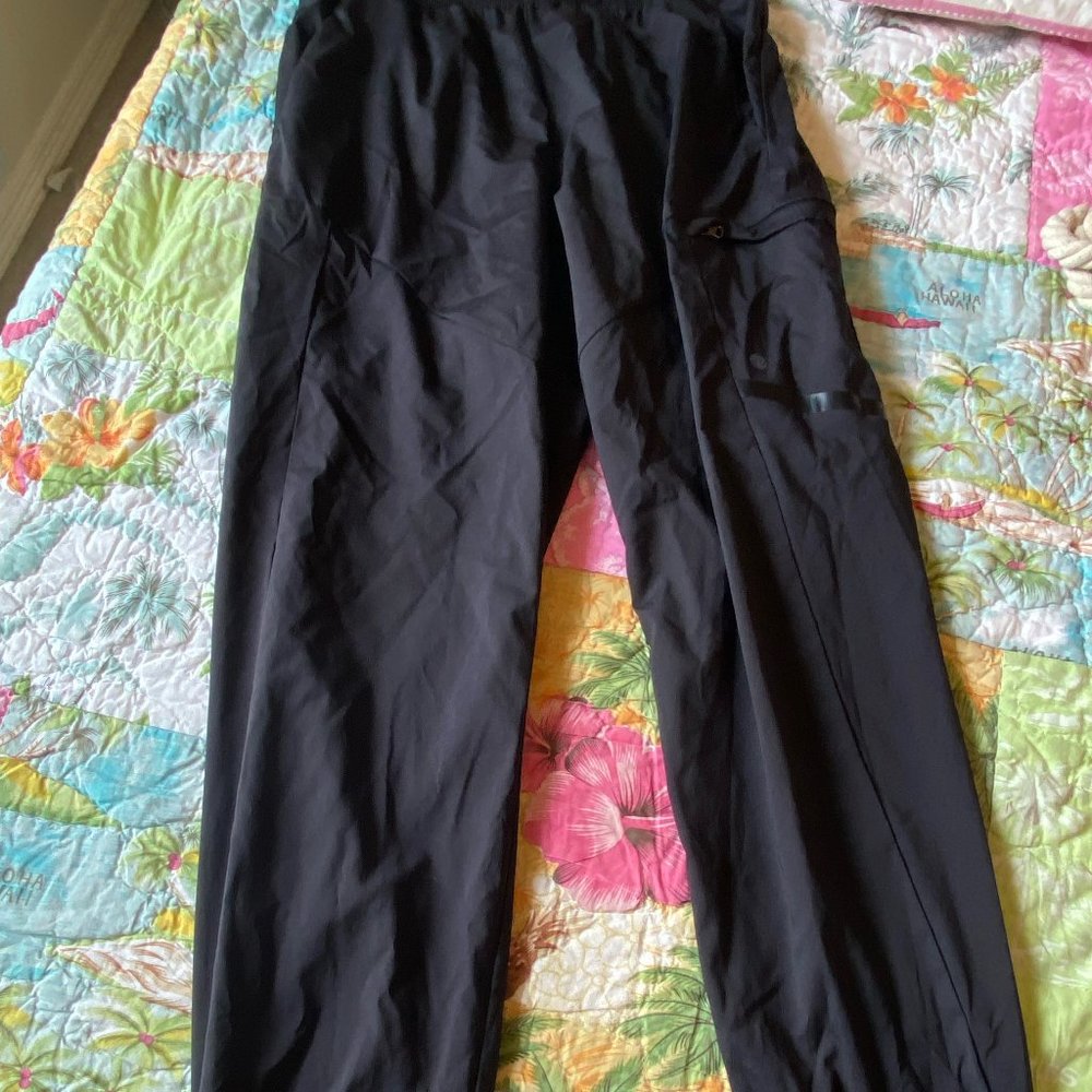 Black Apana Joggers
